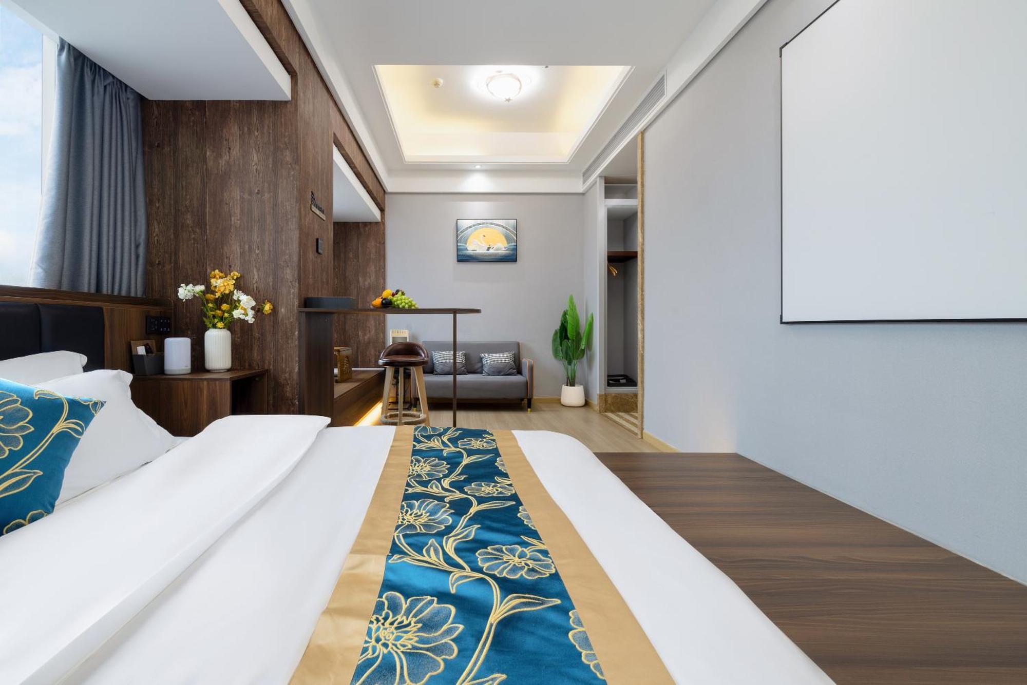 Xingyin Cloudy Hotel Guangzhou Changgang Subway Station - Free Shuttle Bus To Canton Fair Complex During Canton Fair Period Exterior photo