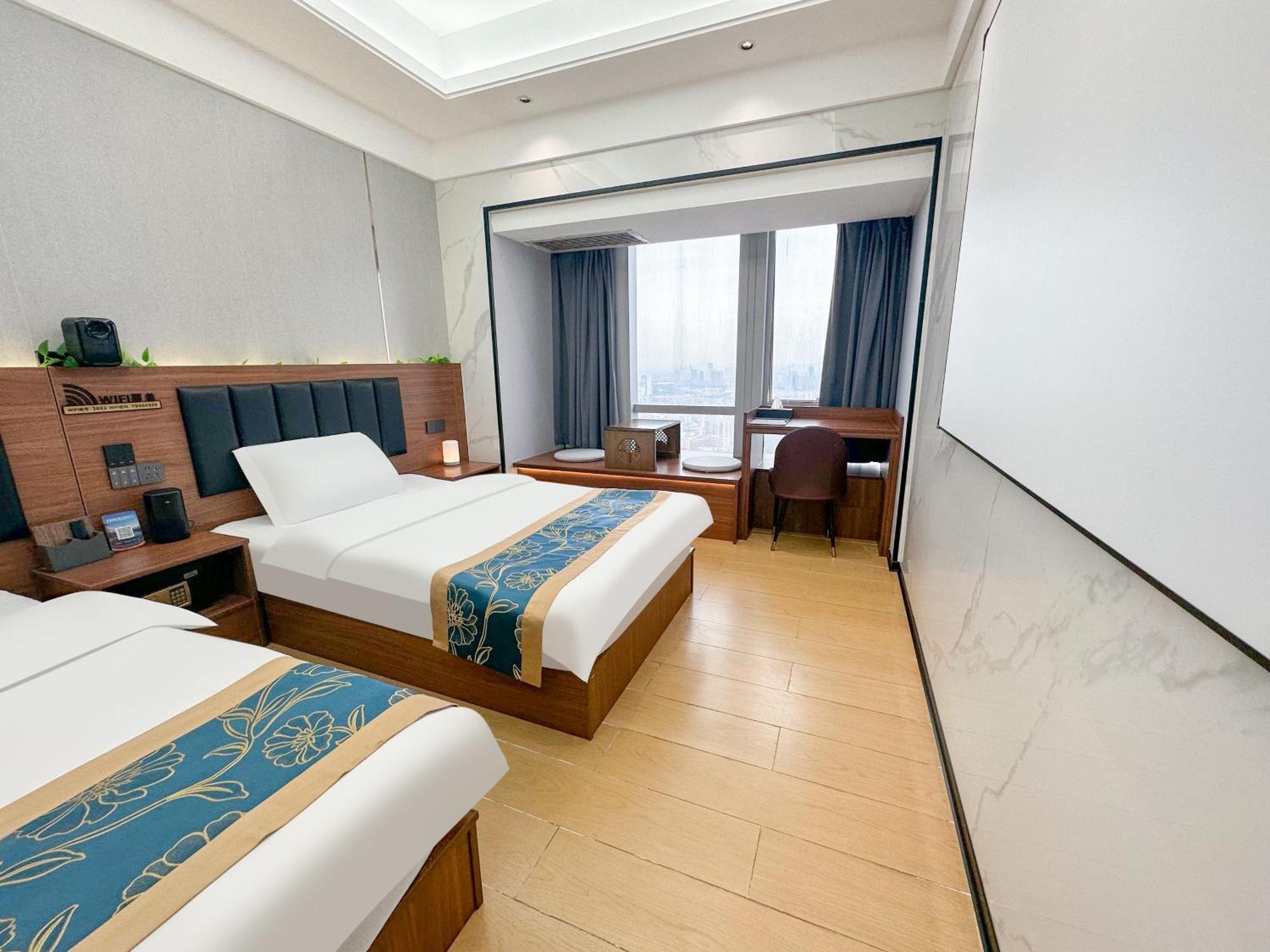 Xingyin Cloudy Hotel Guangzhou Changgang Subway Station - Free Shuttle Bus To Canton Fair Complex During Canton Fair Period Exterior photo