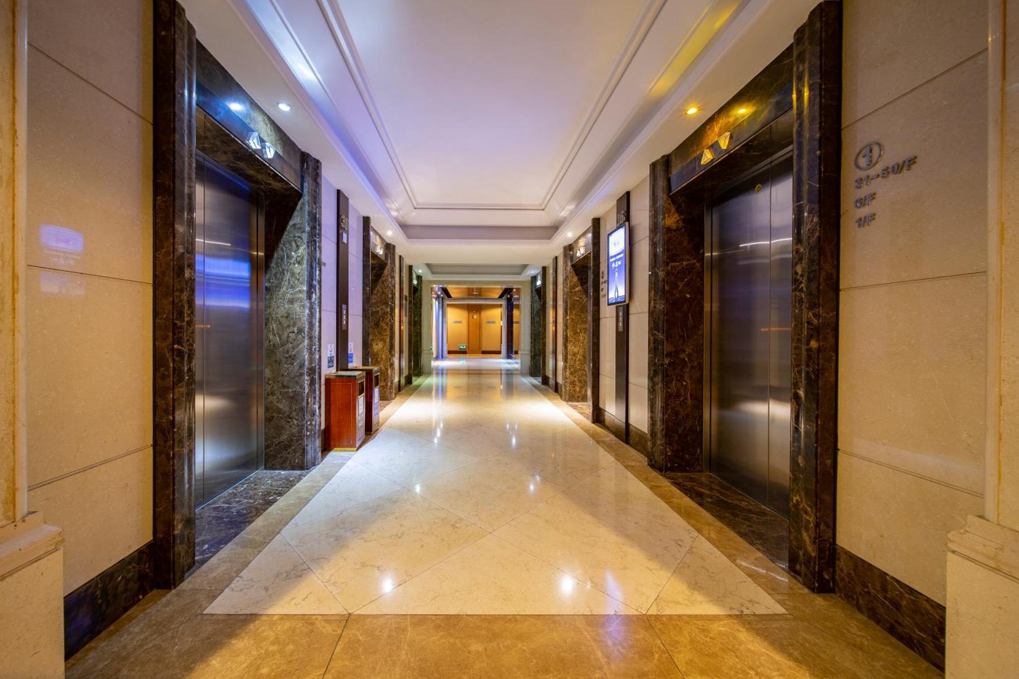 Xingyin Cloudy Hotel Guangzhou Changgang Subway Station - Free Shuttle Bus To Canton Fair Complex During Canton Fair Period Exterior photo