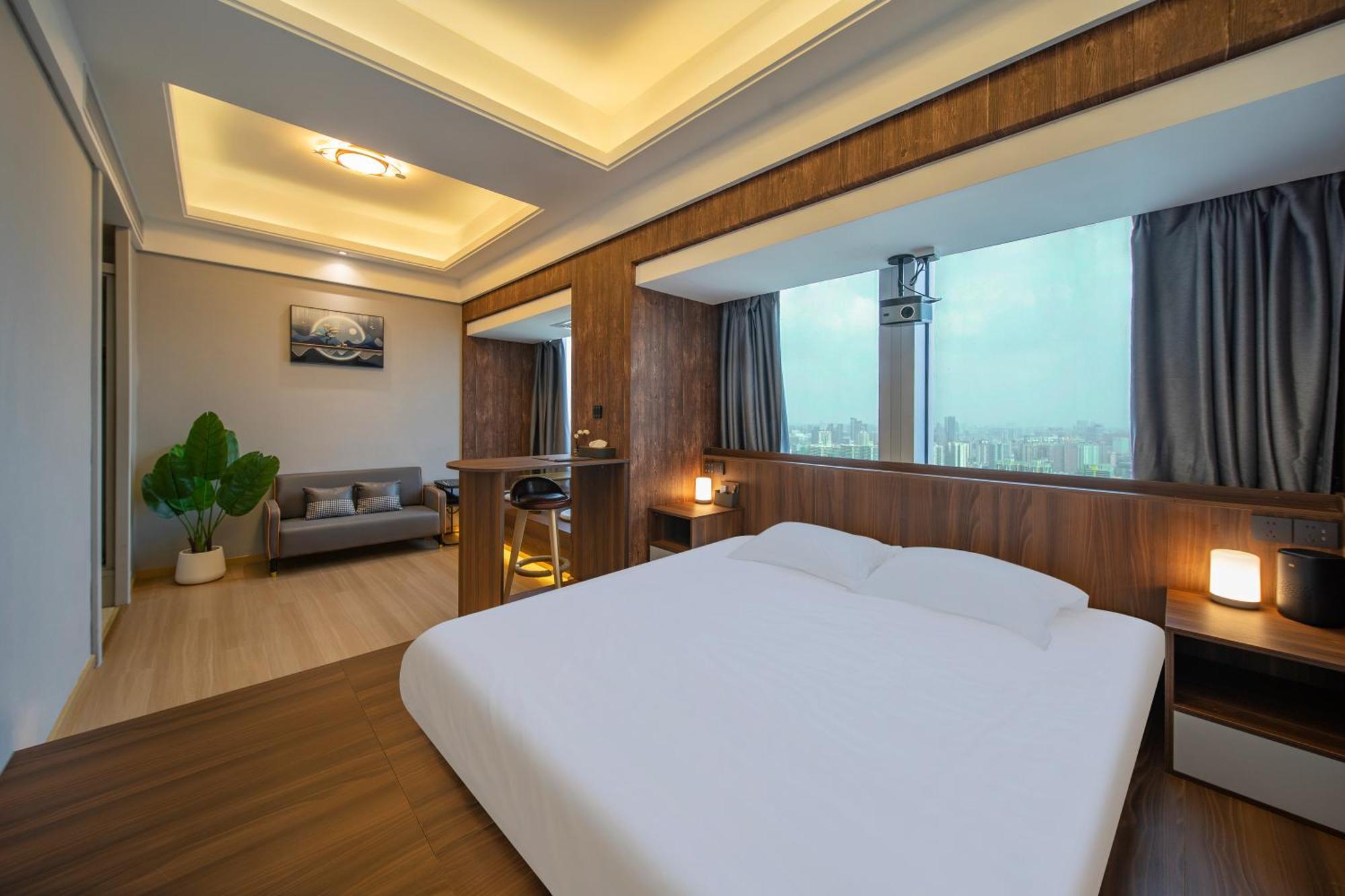 Xingyin Cloudy Hotel Guangzhou Changgang Subway Station - Free Shuttle Bus To Canton Fair Complex During Canton Fair Period Exterior photo